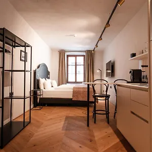 H5 Grauer Baer & Apartahotel